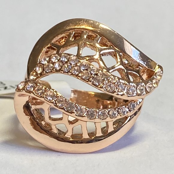 Art Deco Cocktail Ring Size 8 9 Rose Gold Plated Filigree Crystal Vintage Style - Picture 4 of 10